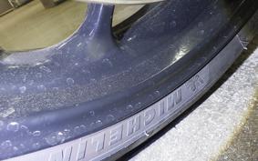 TRIUMPH TRIDENT 660 2023