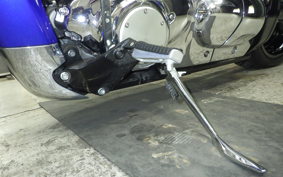 SUZUKI BOULEVARD M109R 2013