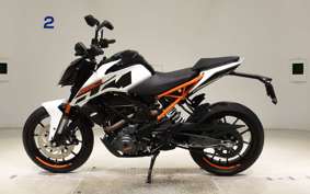KTM 250 DUKE 2023