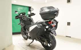 SUZUKI Vｽﾄﾛｰﾑ650A 2019 C733A