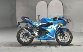 SUZUKI GSX-R125 DL33B