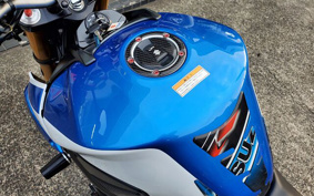 SUZUKI GSR750 2015 GR7NA