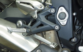 TRIUMPH STREET TRIPLE 85 2013