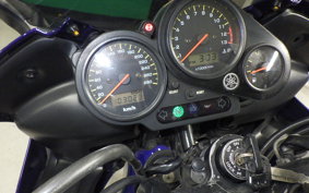 YAMAHA FZS1000 FAZER 2004