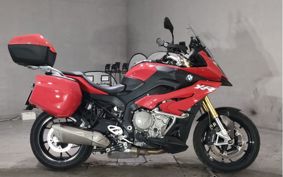 BMW S1000XR 2015 0D03