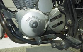 HONDA CB223S MC40
