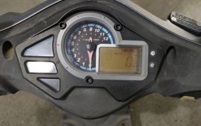 KYMCO VJR125 i ..