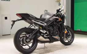 TRIUMPH STREET TRIPLE RS 2025