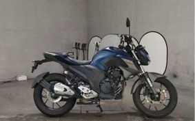 YAMAHA FZ25 RG42