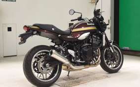 KAWASAKI Z900RS 2025 ZR900K