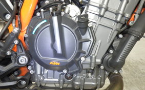 KTM 890 DUKE R 2021