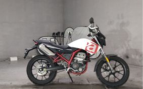 APRILIA STX Cafe125 ..