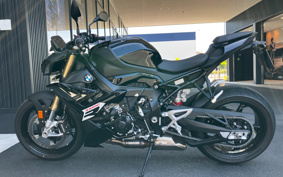 BMW S1000R 2025 0P31