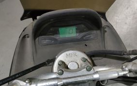 YAMAHA MAJESTY 125 SE27