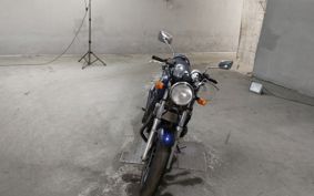 SUZUKI INAZUMA 400 GK7BA