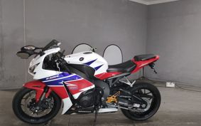 HONDA CBR1000RR 2014 SC59