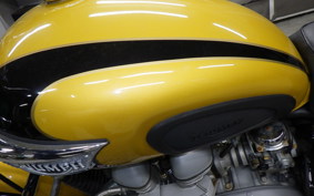 TRIUMPH BONNEVILLE T100 2006