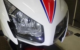 HONDA CBR250R MC41