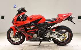 HONDA CBR600RR GEN 2 2006 PC37