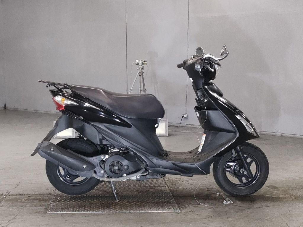 Фото Suzuki ADDRESS V125 с японского аукциона