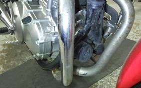 SUZUKI GSR250 2018