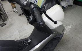 YAMAHA N-MAX SED6J