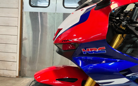 HONDA CBR1000RR-R FB SP 2023 SC82