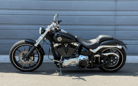 HARLEY FXSB BREAKOUT 2015 BF5