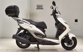 YAMAHA CYGNUS 125 XSR 2