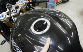 TRIUMPH DAYTONA 765 2020