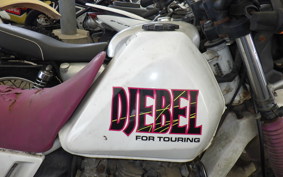 SUZUKI DJEBEL 200 (DR200SE) SH42A