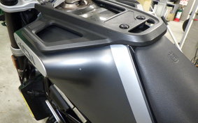 HUSQVARNA SVARTPILEN 401 2021