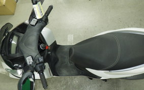 YAMAHA ﾄﾘｼﾃｨ125 SE82J