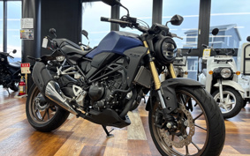 HONDA CB250R MC52