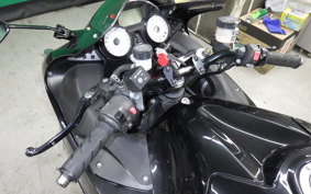 KAWASAKI ZZ1400 NINJA R A 2007 ZXT40B