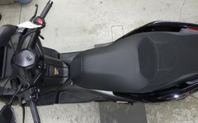 YAMAHA X-MAX 250