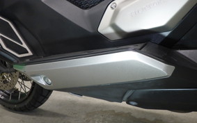 HONDA X-ADV 750 2017 RC95