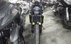 TRIUMPH TRIDENT 660 2025