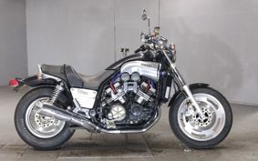 YAMAHA VMAX 3UF