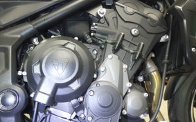 TRIUMPH TRIDENT 660 2021