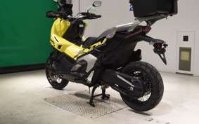 HONDA X-ADV 750 2025 RH21