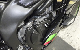 KAWASAKI ZX-25R 2002 ZX250E