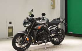 TRIUMPH STREET TRIPLE RS 2025