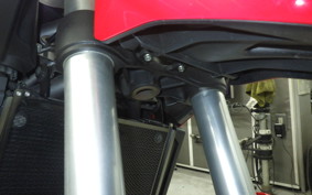 DUCATI HYPERSTRADA 820 2013