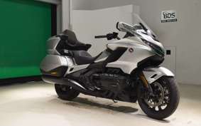 HONDA GL 1800 GOLD WING TOUR DCT 2025 SC79