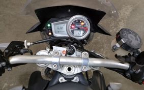 TRIUMPH TRIUMPH STREET TRIPLE R TMD416