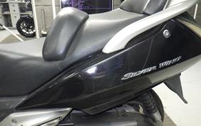 HONDA SILVER WING 400 2002 NF01