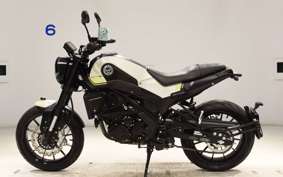 BENELLI レオンチーノ250 2012