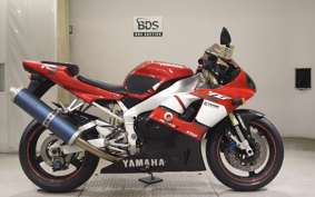 YAMAHA YZF-R1 2001