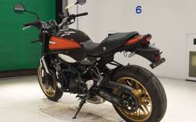 KAWASAKI Z900RS 2025 ZR900K